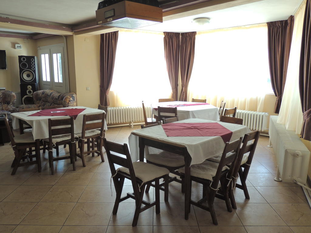 Vila Giulia Arieşeni Εξωτερικό φωτογραφία